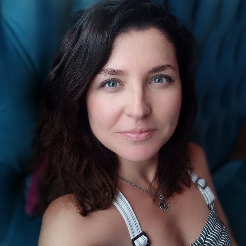 Елена Вострикова