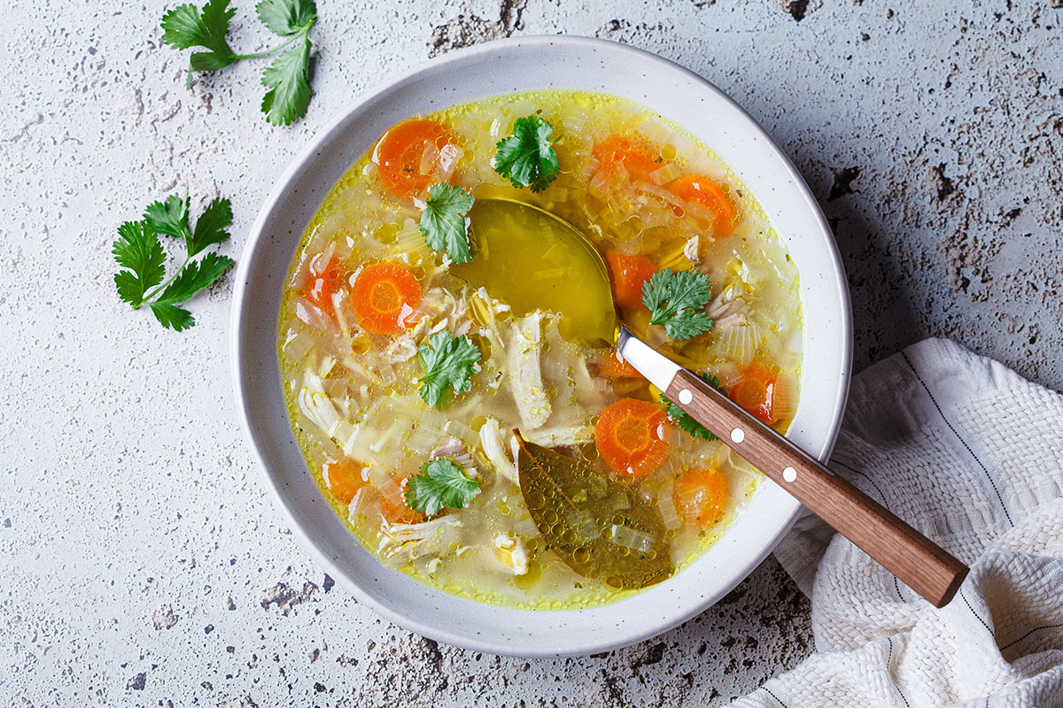 сварить куриный бульон