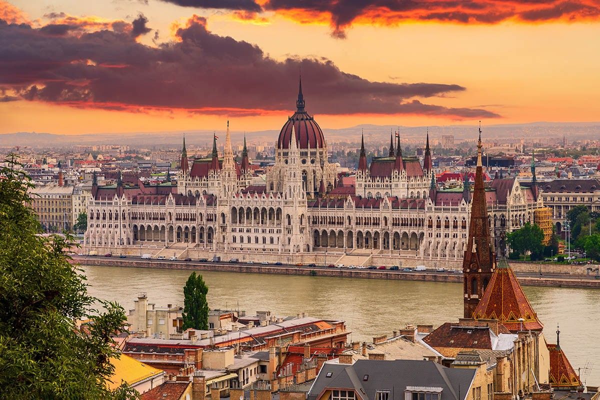 здание парламента венгрии