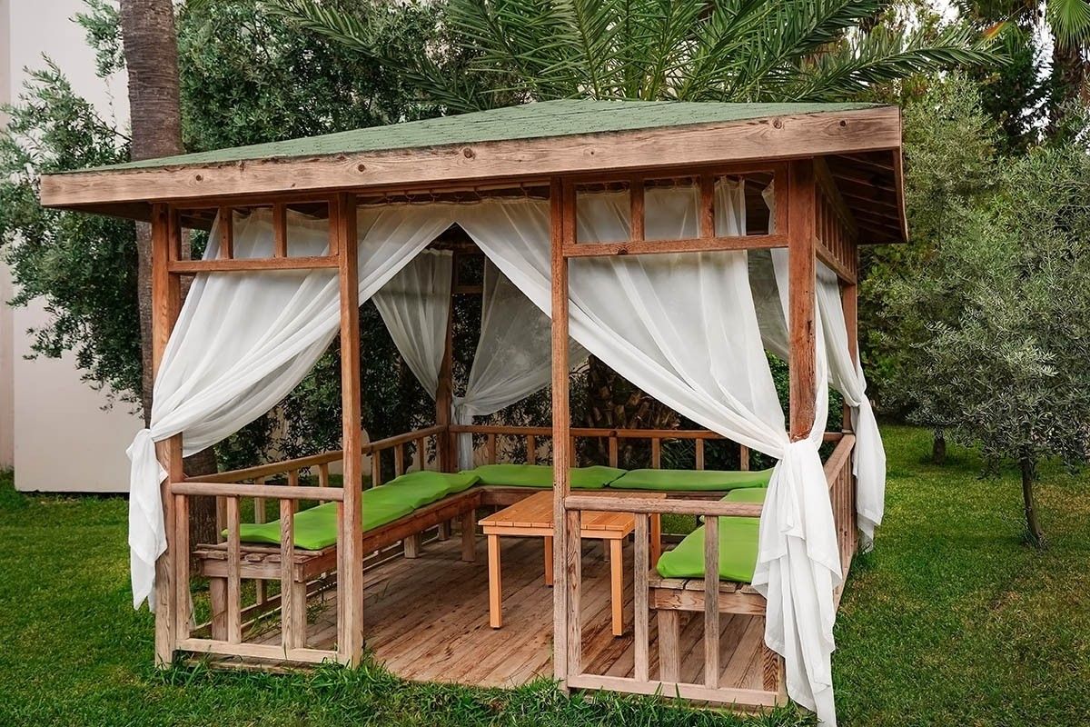 беседка своими руками из дерева