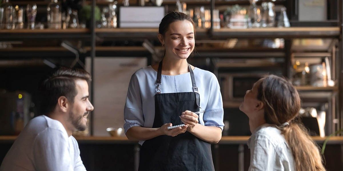 Почему я не оставляю чаевые официантам