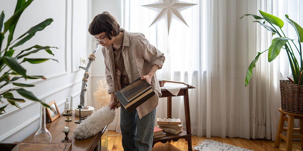 Надоело вытирать пыль, и я нашла 5 способов уменьшить ее количество в доме