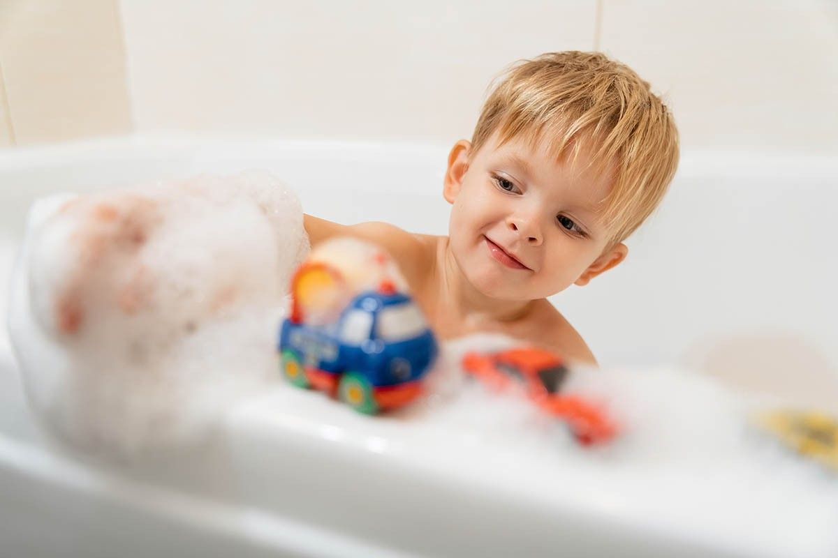 что подарить ребенку на Новый год 2026