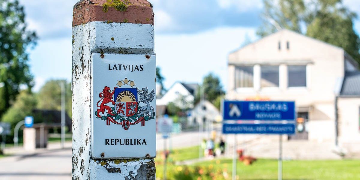 Виза в Латвию для россиян — как оформить, где подать и сколько стоит