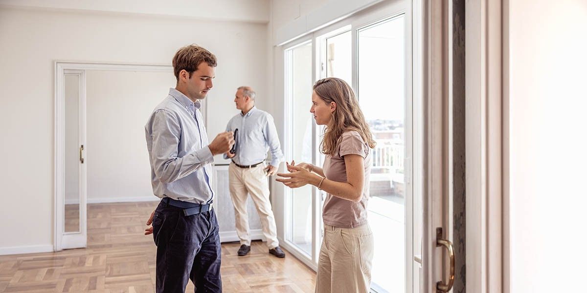 Почему всех так бесят риэлторы и что с ними не так