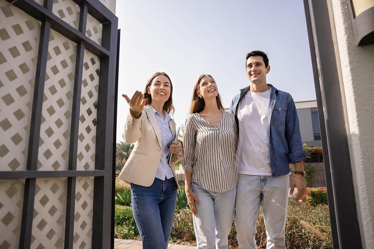 плюсы и минусы риэлтора