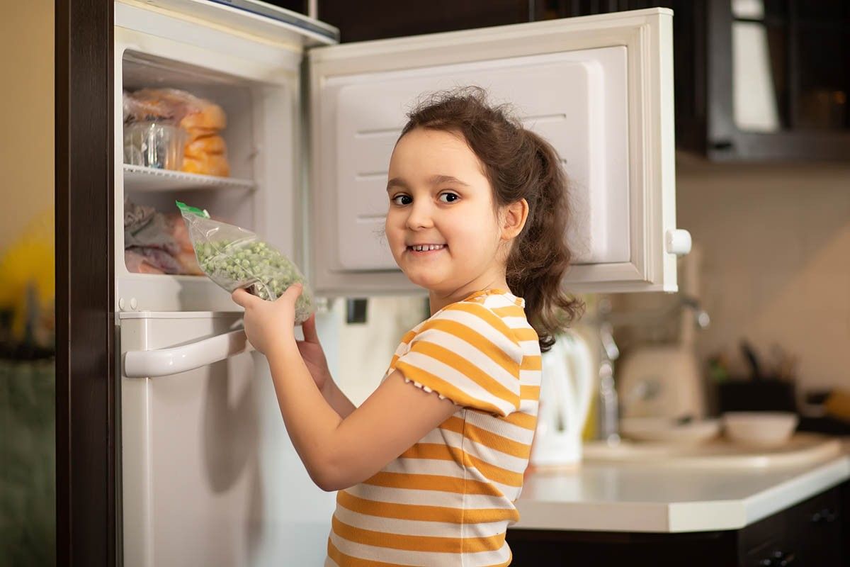 узкий холодильник