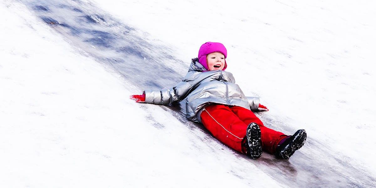 Как сделать снежную горку для детей своими руками: пошаговая инструкция и лайфхаки