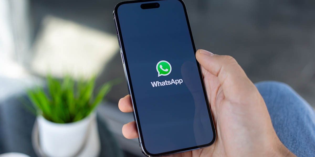 WhatsApp* под угрозой полной блокировки в России: пользователи массово жалуются на сбои