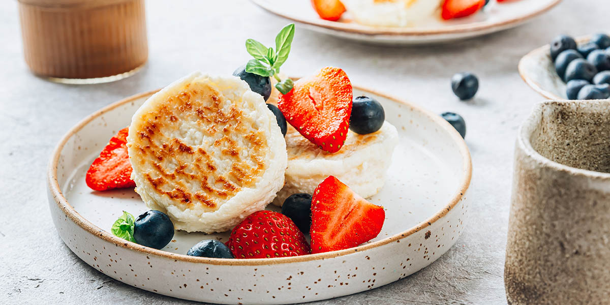 Почему заведения решили, что порция из двух сырников — это нормально