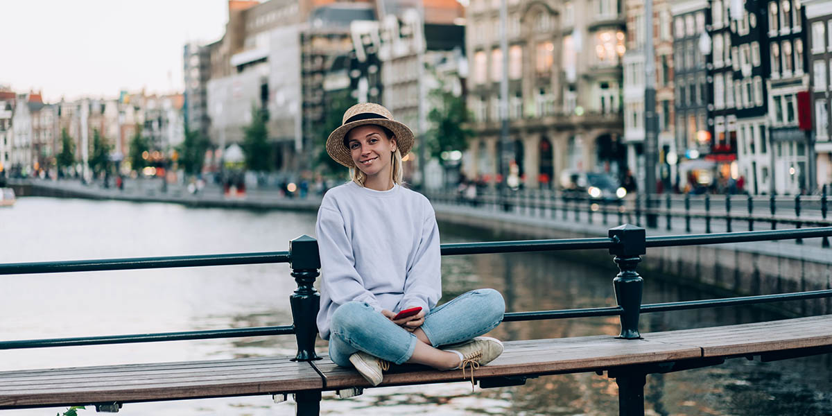 Мне не нужны путешествия, чтобы быть счастливой