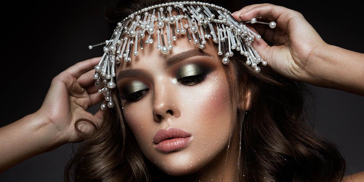 Макияж на Новый год 2026: как создать праздничный образ