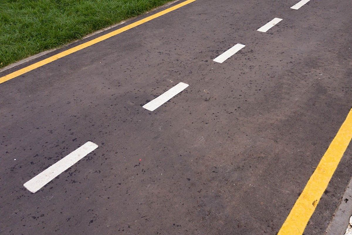 желтая разметка