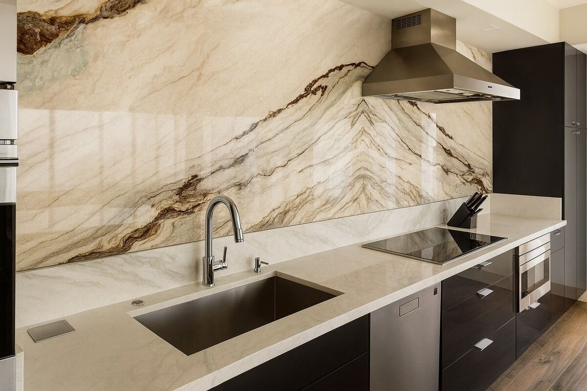 фартук из натурального камня