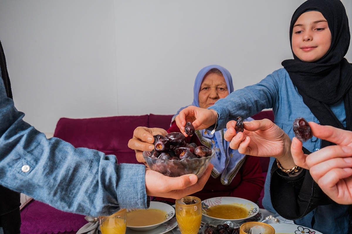 кому можно не поститься в Рамадан