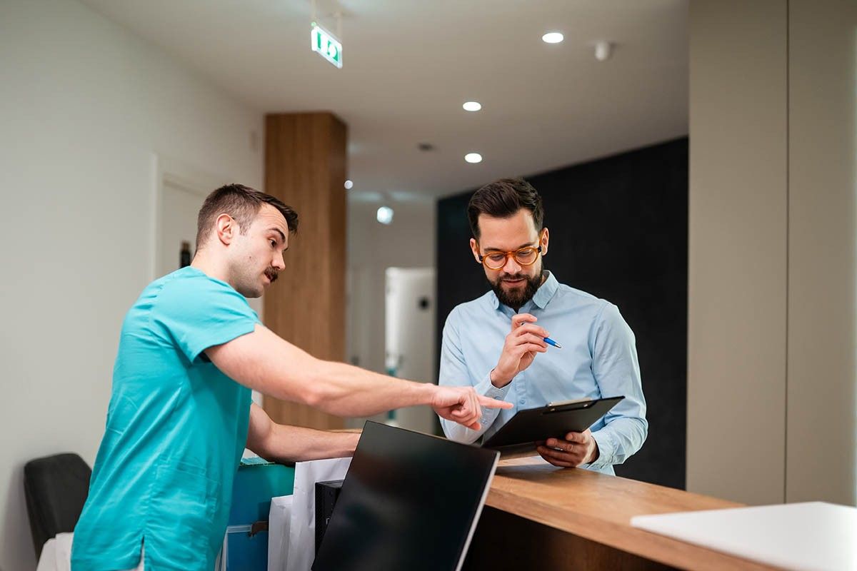 можно ли обратиться в поликлинику без прикрепления