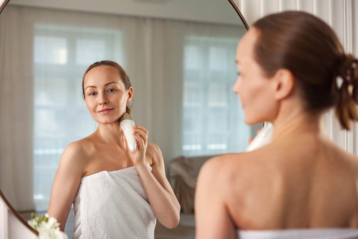 что подарить на 14 февраля девушке