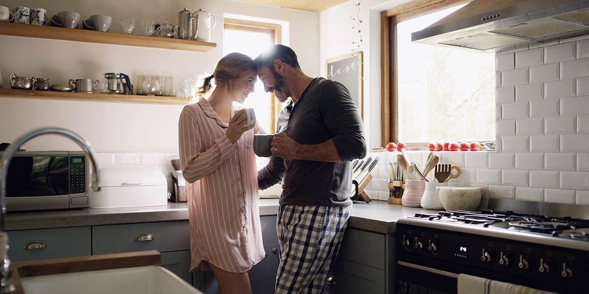 Почему ежедневная забота важнее широких жестов и как она бережет романтику в моих отношениях