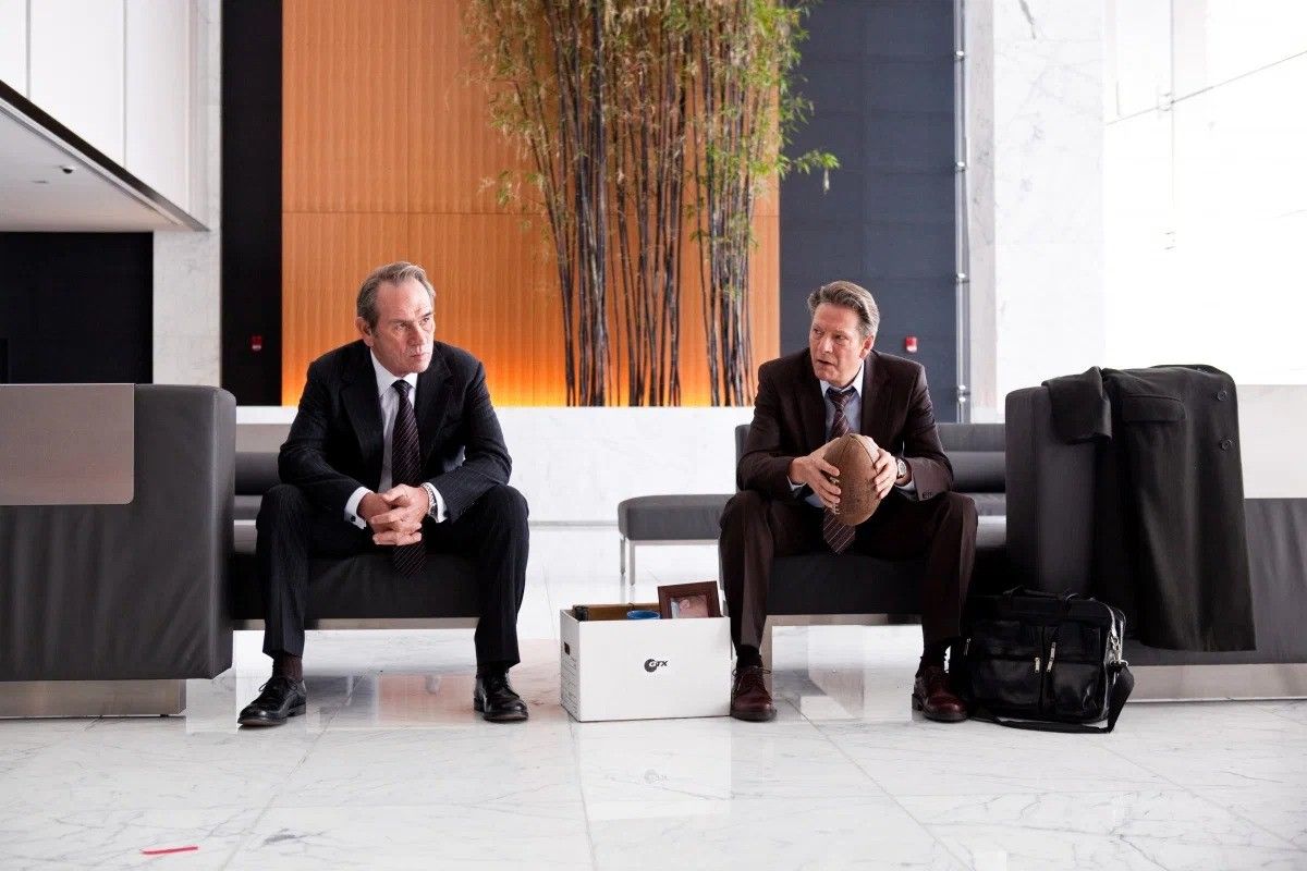 в компании мужчин