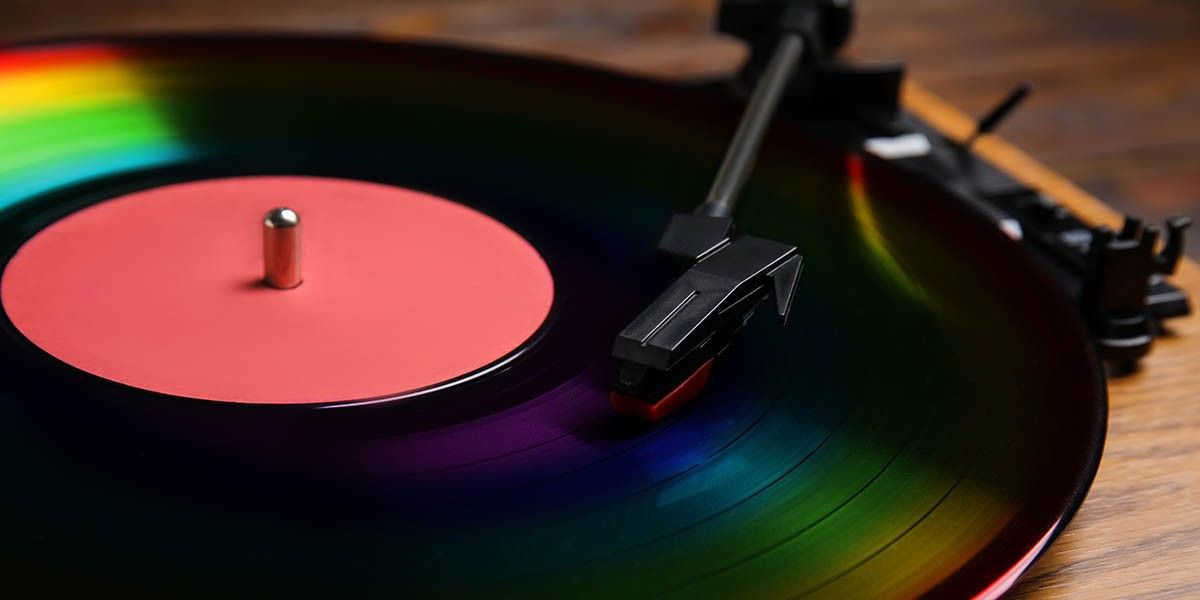 Лучшие виниловые проигрыватели: рейтинг и советы по выбору