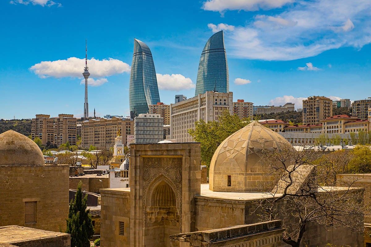 какое море в баку