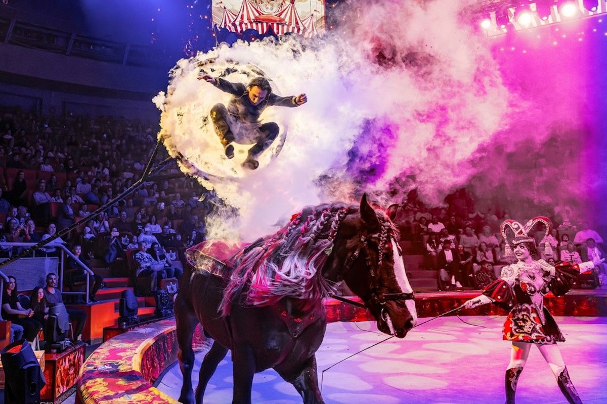 рестораны в спб на 8 марта