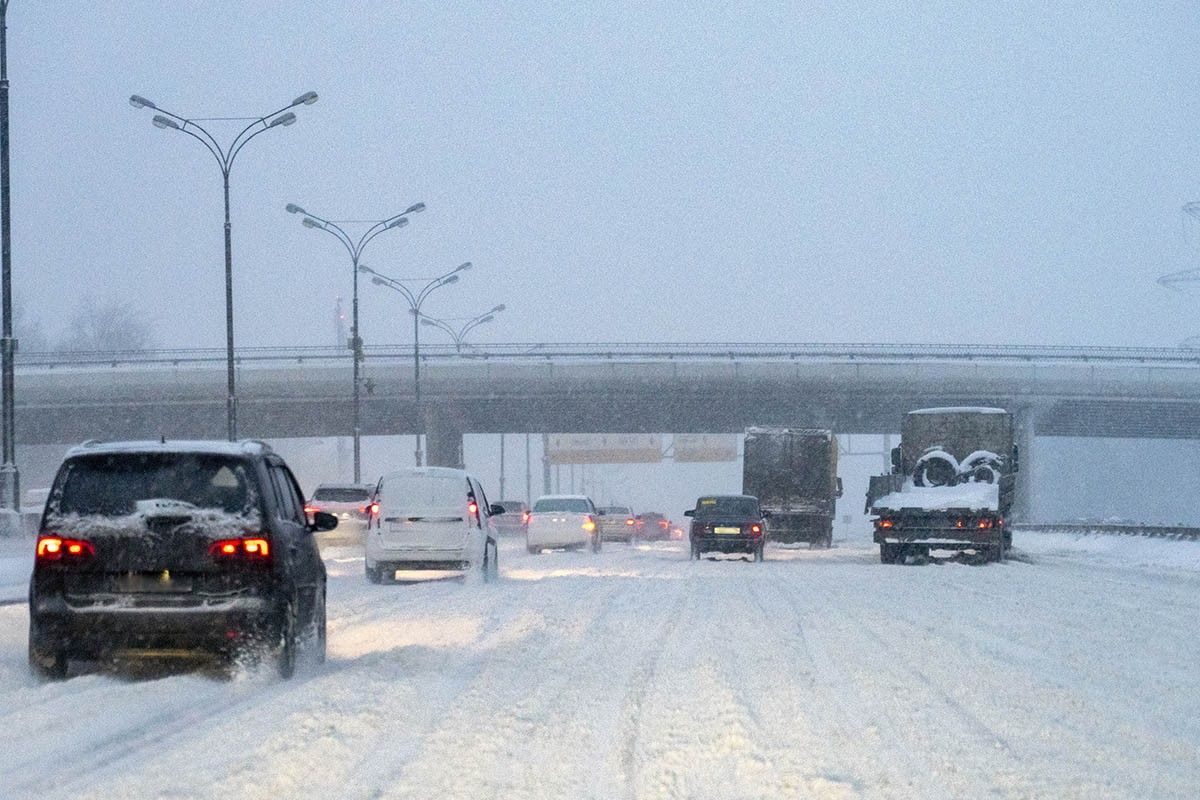дорога в снегу