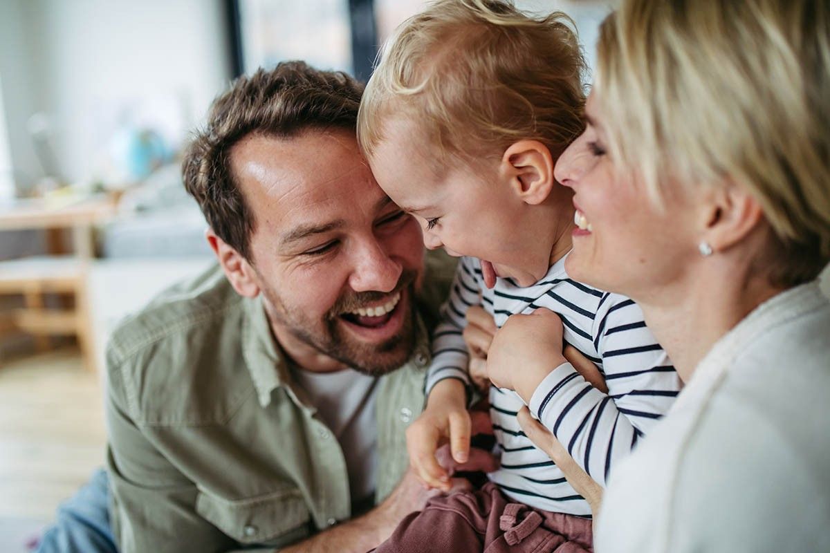 как усыновить новорожденного из роддома