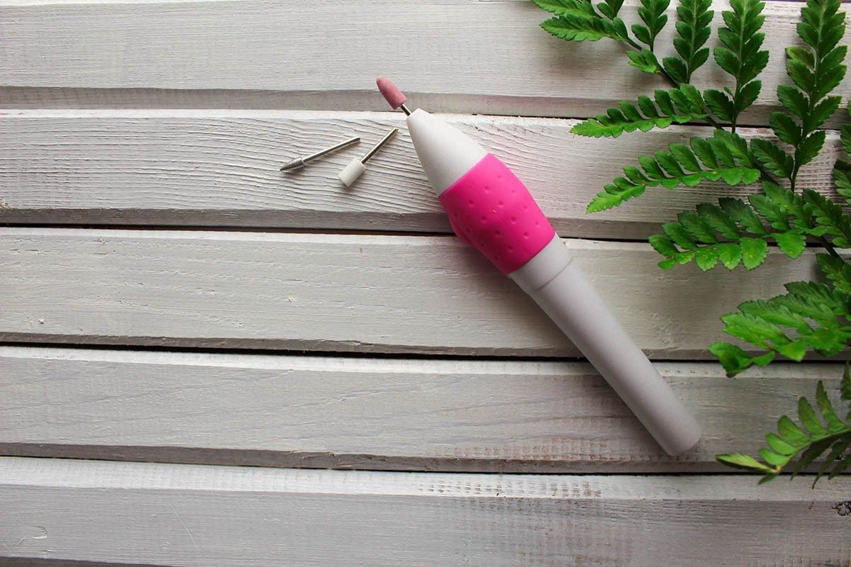 чем снять гель лак с ногтей в домашних условиях