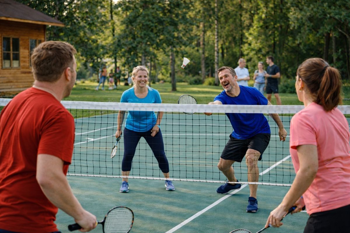 бадминтон на улице