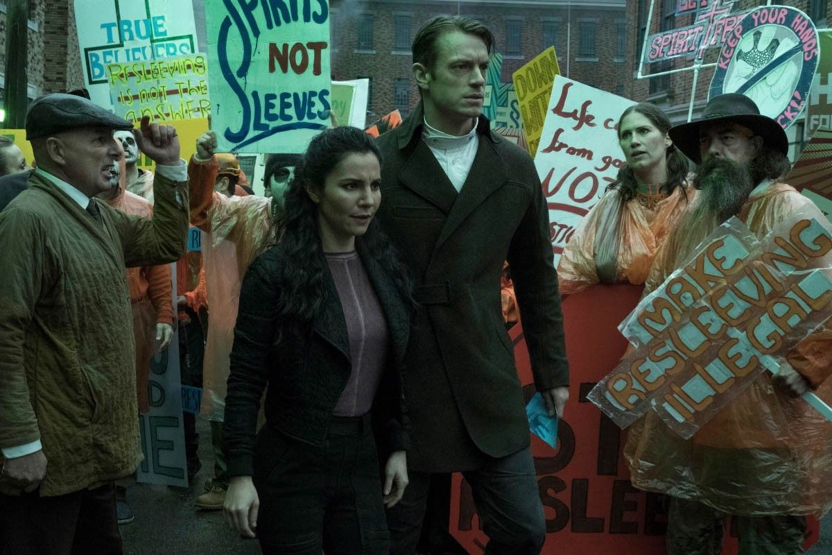 видоизмененный углерод