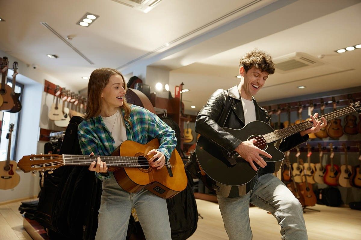 лучшие гитары для начинающих