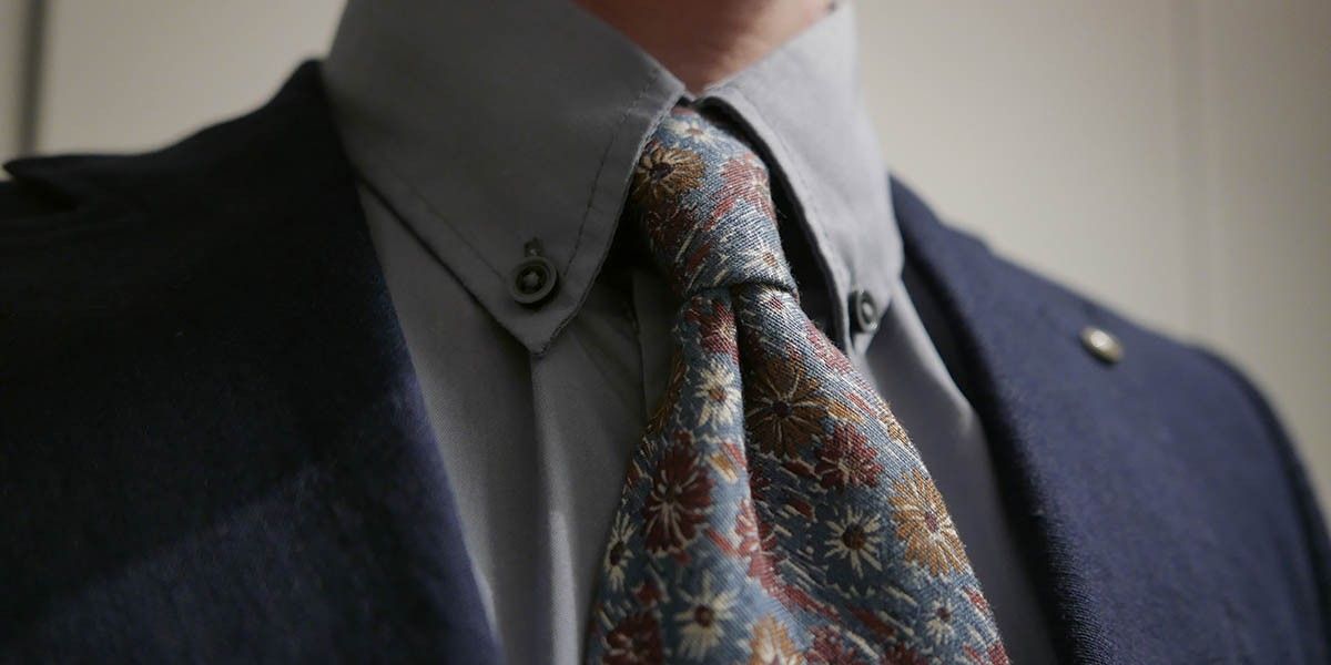 Как красиво завязать галстук: 10 лучших способов — пошагово и с фото