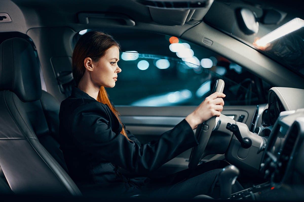 бьет руль на скорости причины