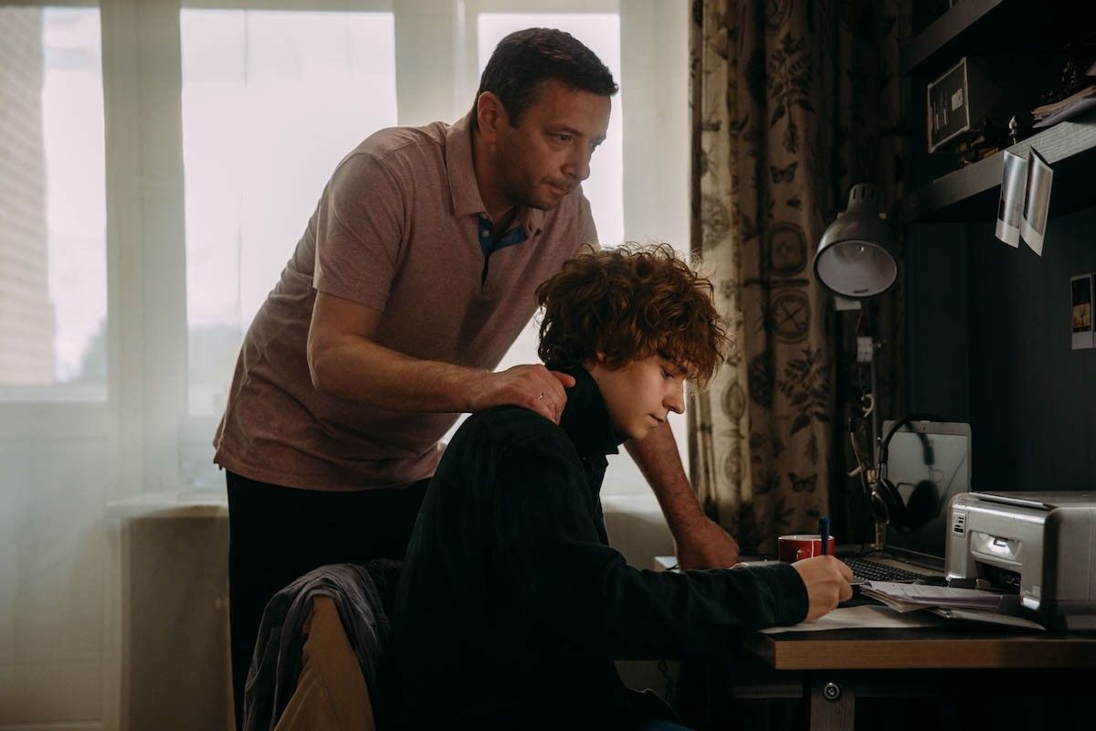 лучшие сериалы на kion