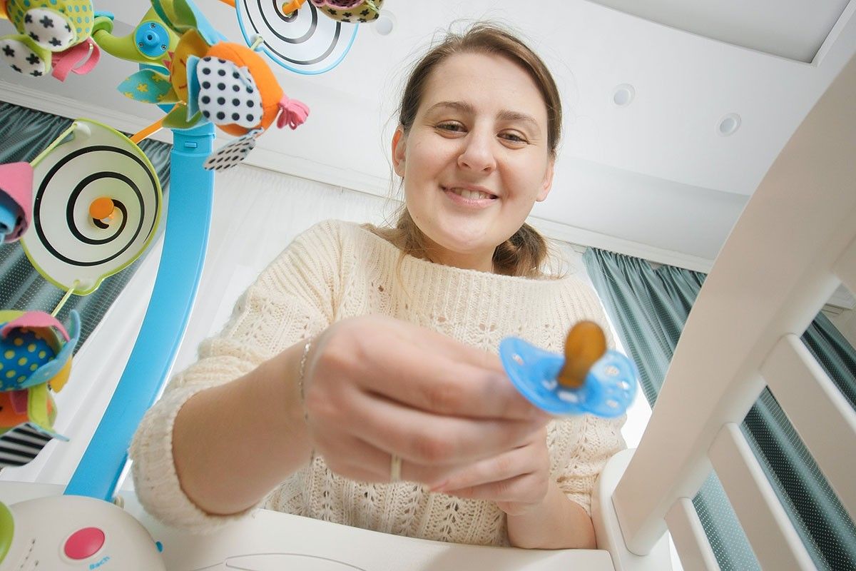 как и когда отучить от пустышки