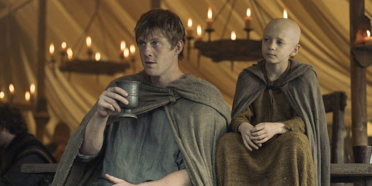 Обзор сериала «Рыцарь семи королевств»: новые герои Вестероса и впечатления от 1 сезона