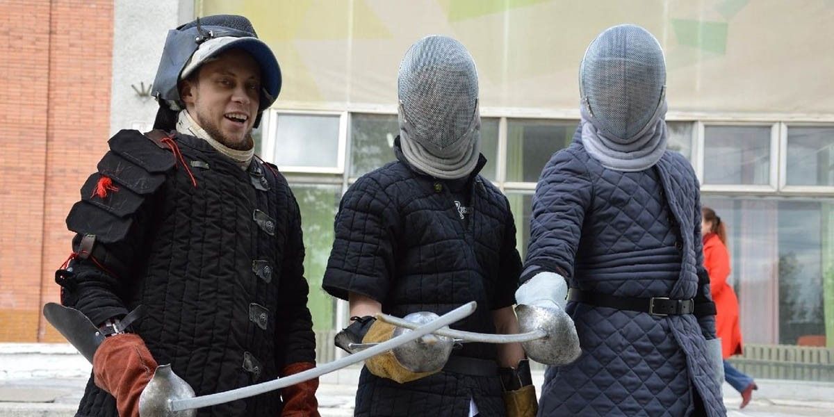 Андрей Волгин: привел коллег в историческое фехтование