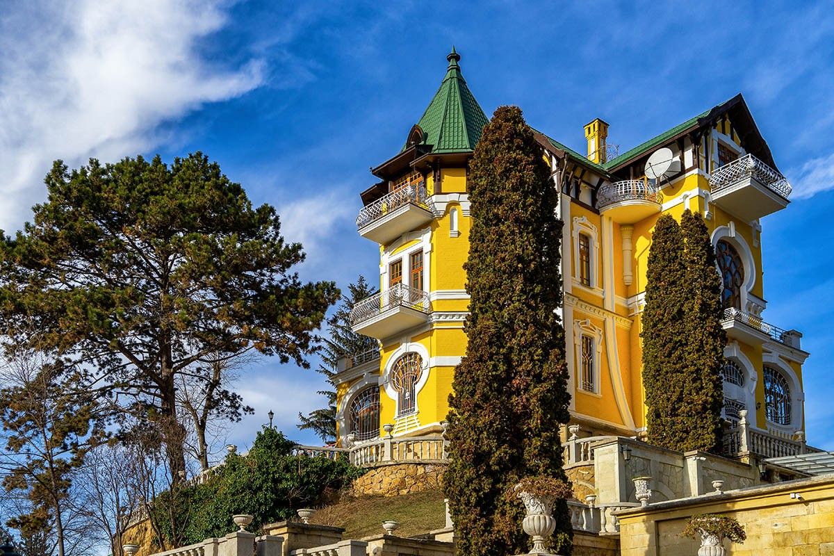 куда поехать на море в апреле