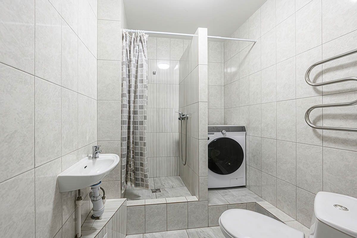 стиральная машина на подиуме