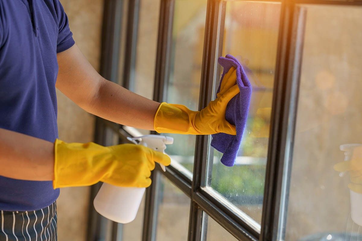 чем отмыть пластиковые окна