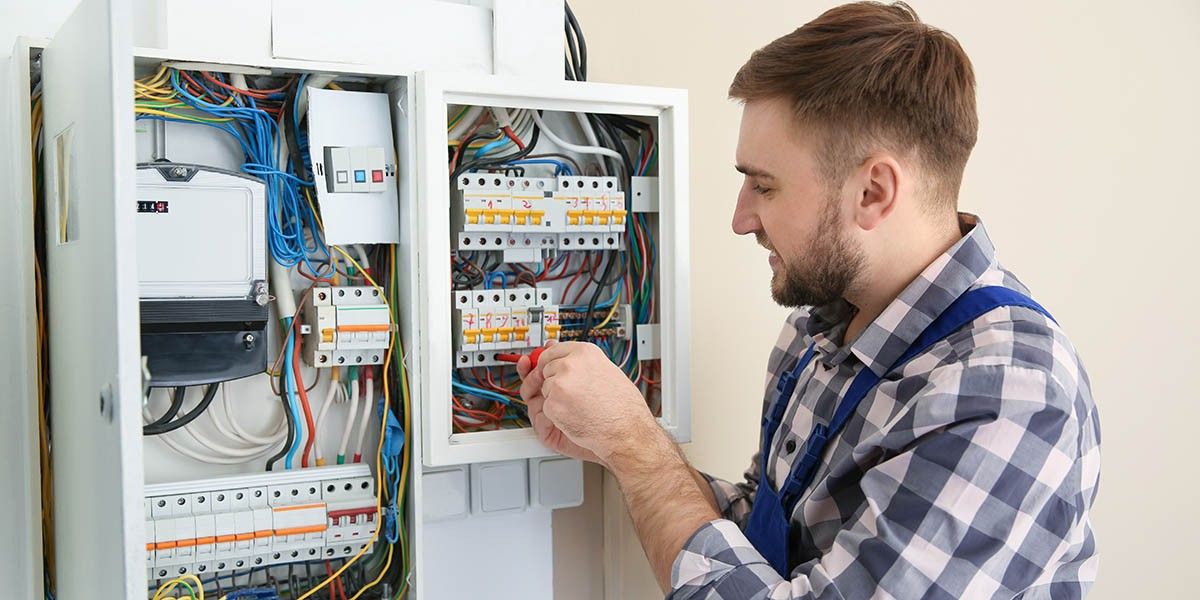 Зачем устанавливать УЗО и дифавтомат в квартире