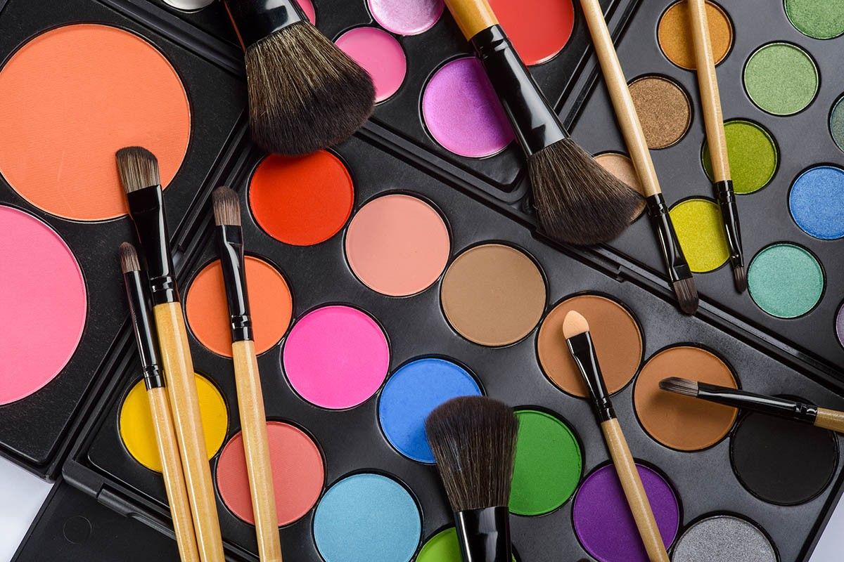 палетка разноцветных теней