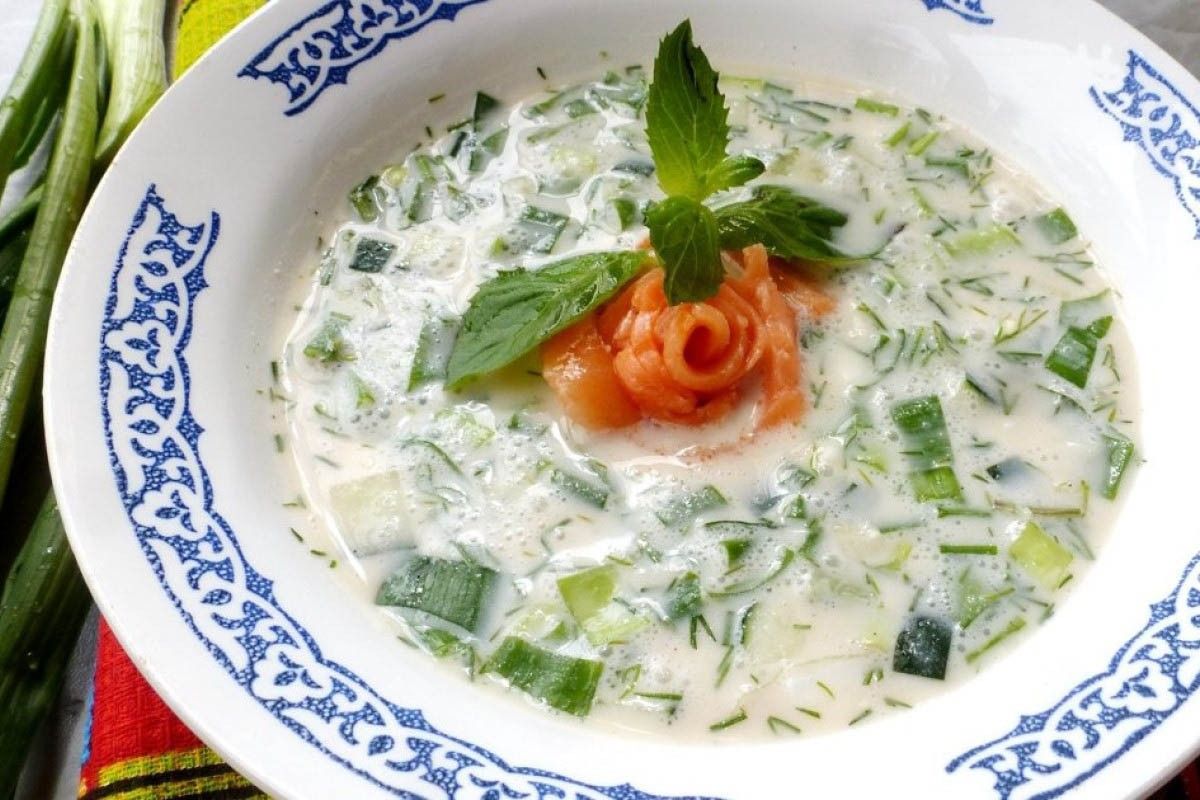 с красной рыбой