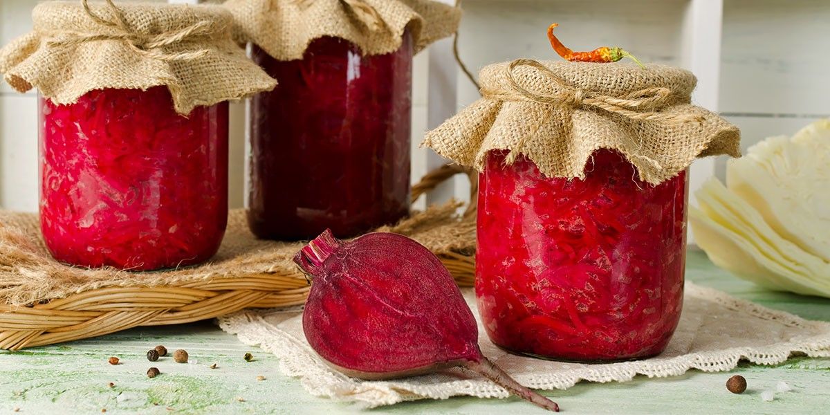 Салат из свеклы на зиму: 3 простых и вкусных рецепта