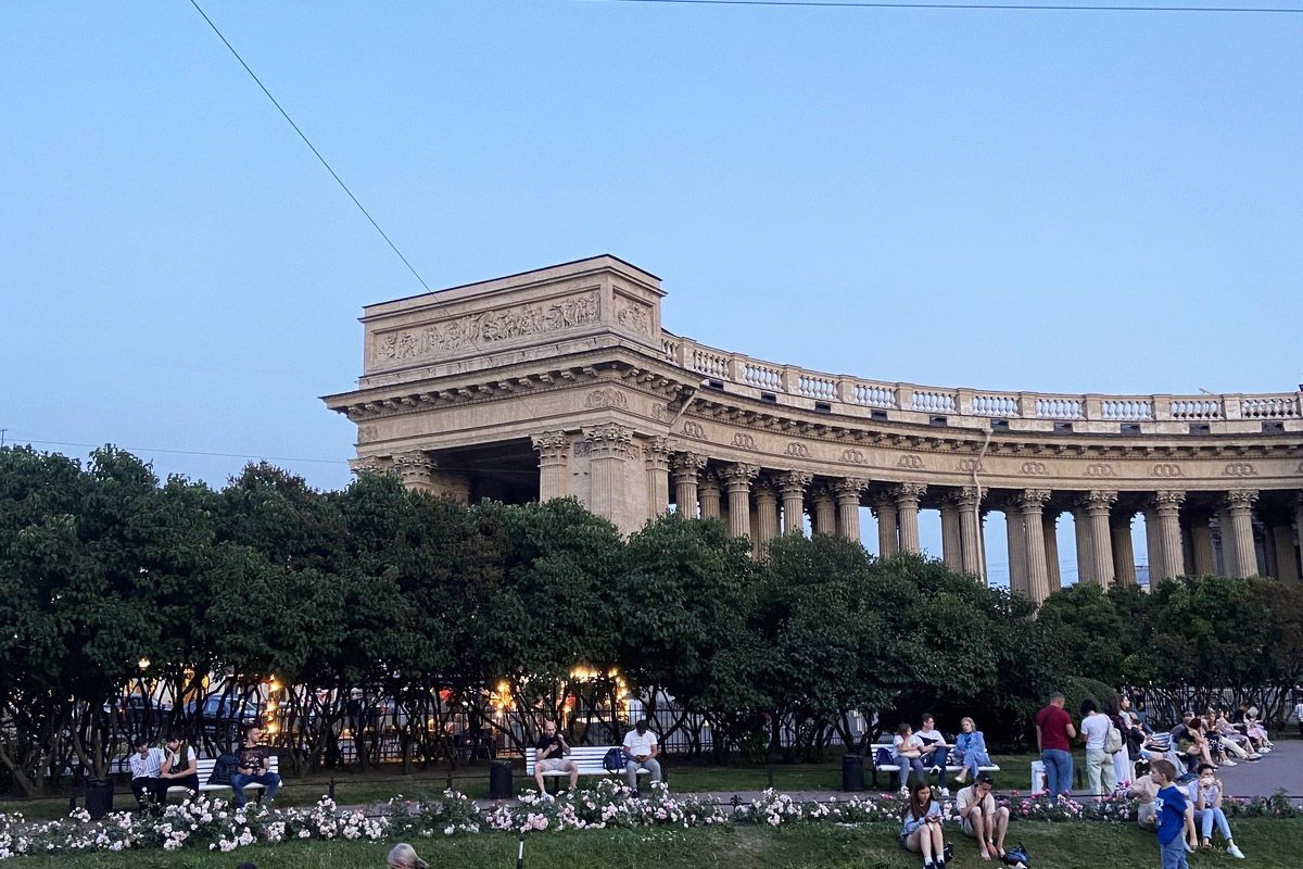 куда сходить в петербурге летом