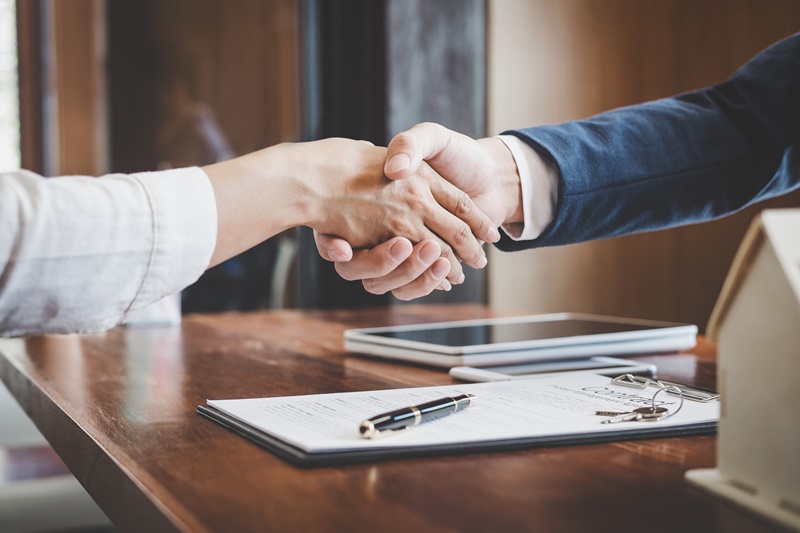 Как выплачивать кредит при потере работы: 4 официальных способа