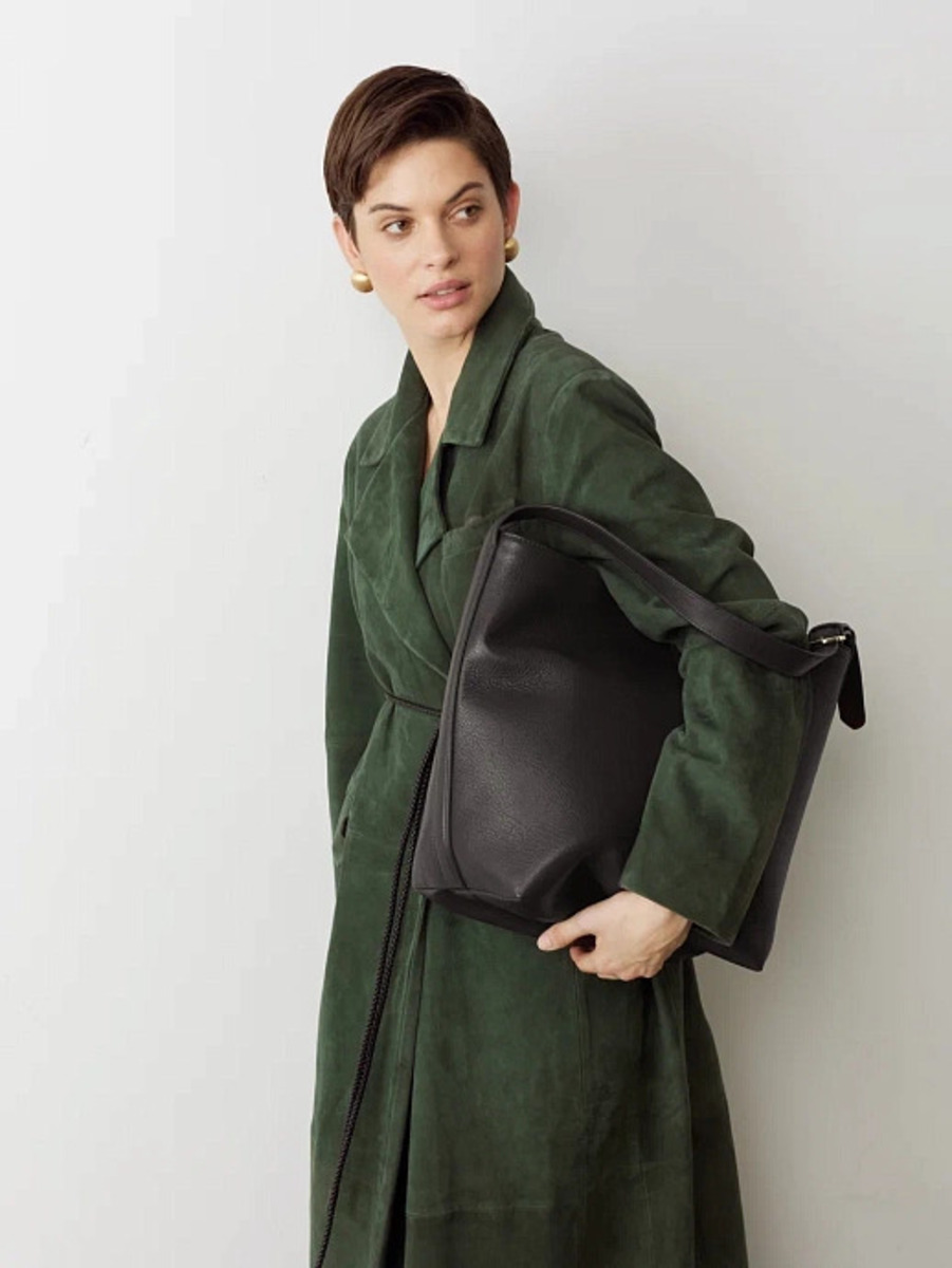 Коричневая сумка, Afina. Источник: afinabags.ru 