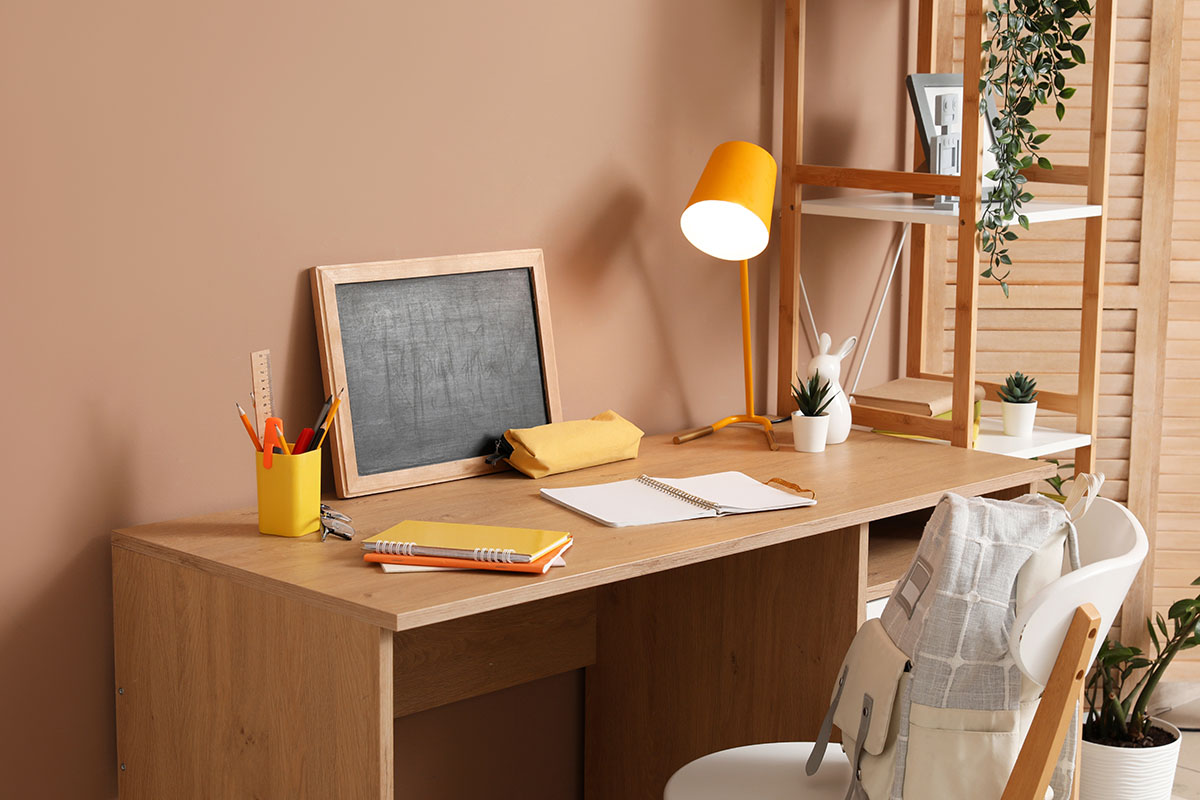 Главное — чтобы маленькому школьнику было удобно. Источник: Shutterstock