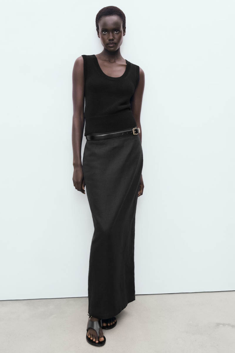 Черная юбка макси – карандаш. Источник: zara.com